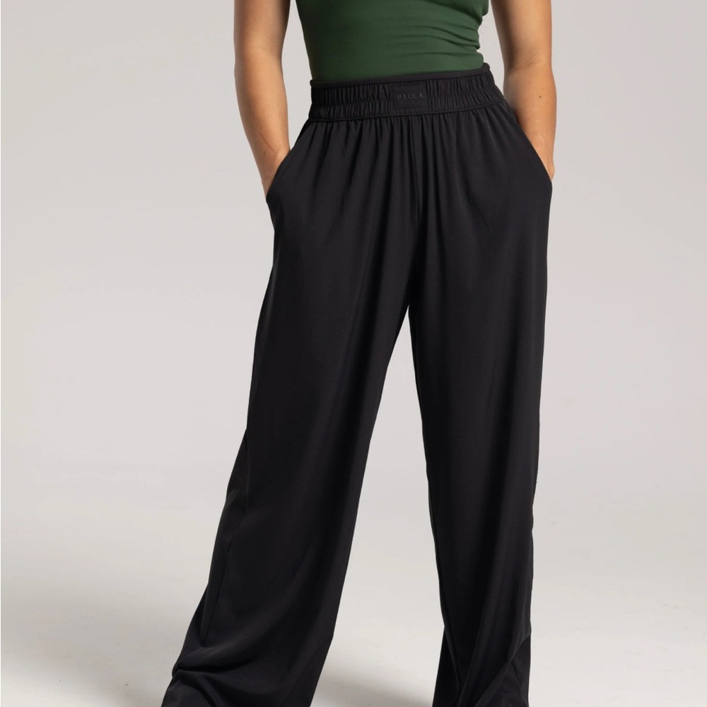 P'tula High Flow Black Pants